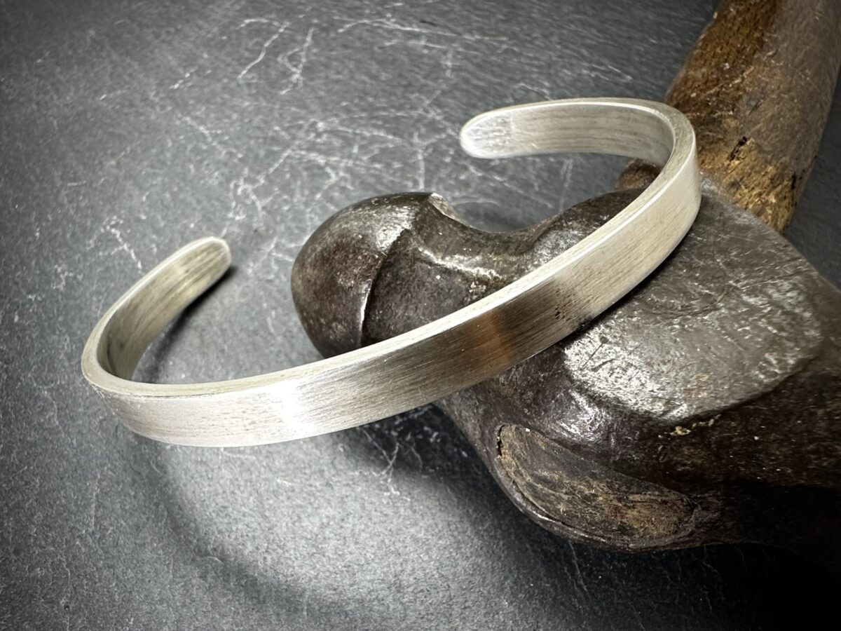 Brazalete MAN liso